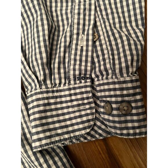 IZOD Button Up Men’s Large Shirt Blue & White Long Sleeved Droptail Hem W/Pocket - Picture 4 of 8